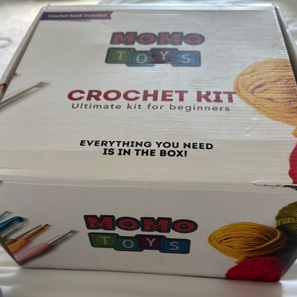 New MOMO Toys Crochet Kit for Beginners